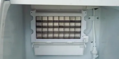 Integrated Ice Maker (Self-Contained Ice Machine)